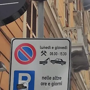 Appartamento Intero, Genova